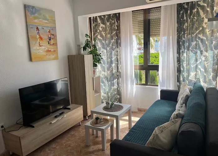 Cute 150m To The At Quite Area *