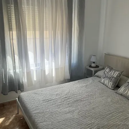 Apartment Cute 150m To The At Quite Area