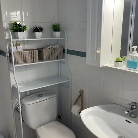 Apartment Cute 150m To The At Quite Area *